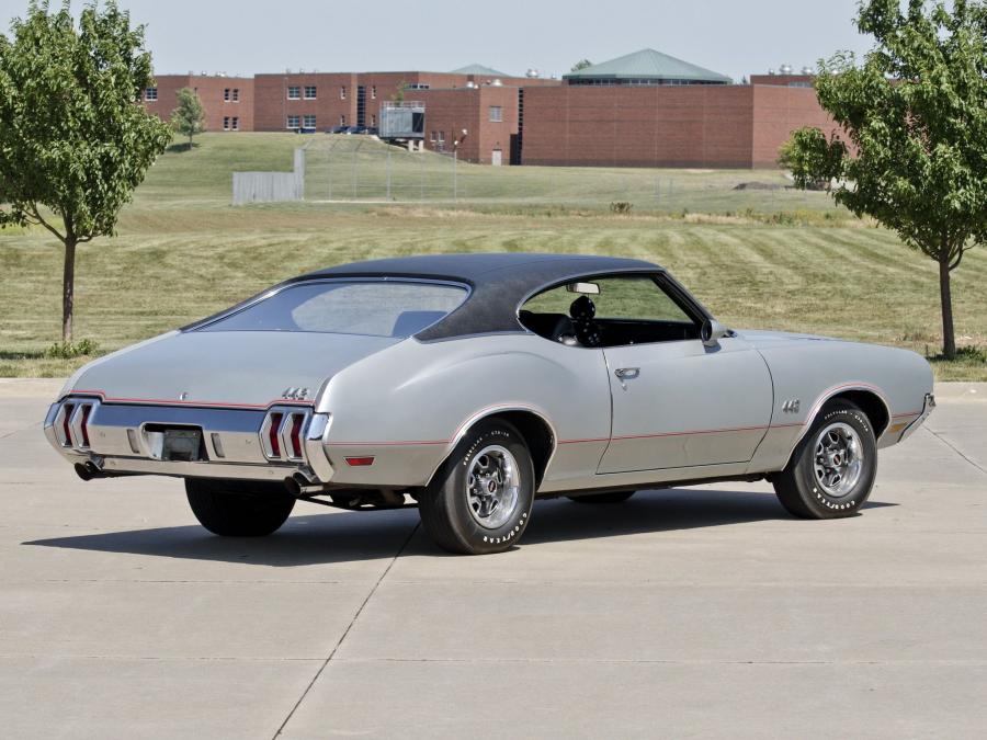  Oldsmobile 442 Holiday Coupe 1970 года  (фото 12 из 12)